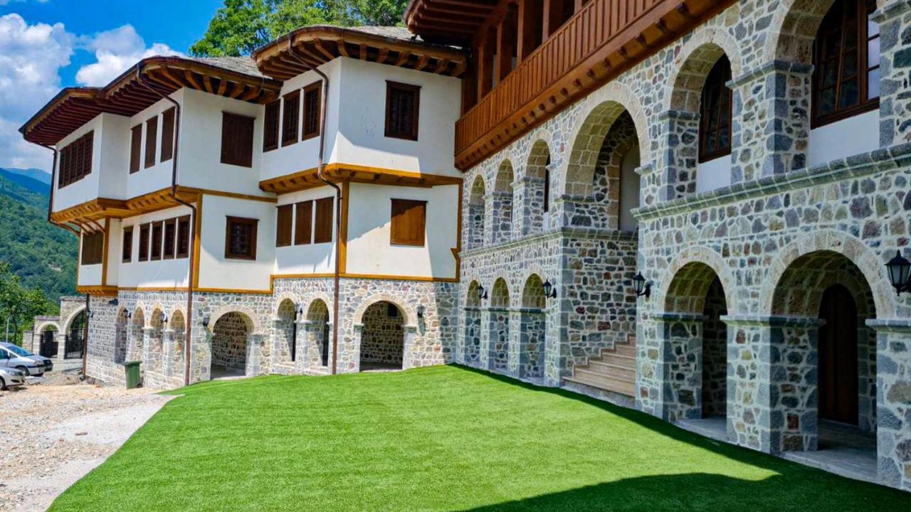 Guest Mansion, Гостински Палат Rostusa Екстер'єр фото